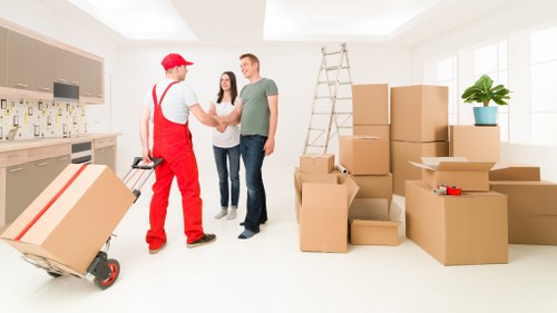 Unpacking and room organisation support after a move in Marylebone